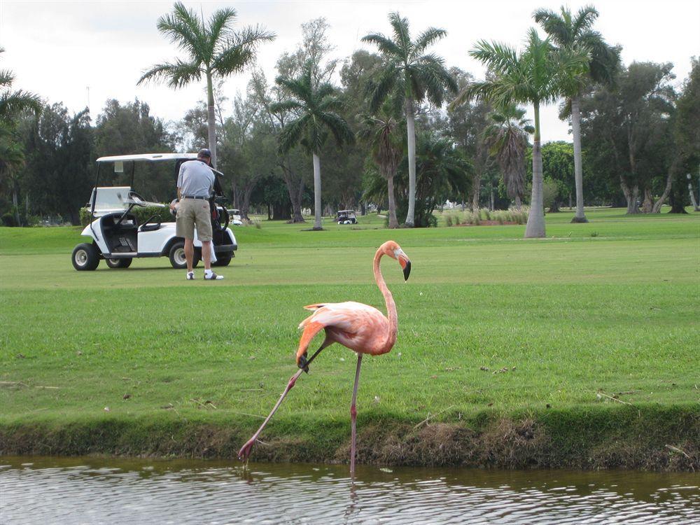 Hollywood Beach Golf Resort Exterior foto